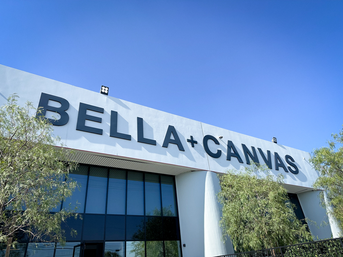 Print Hustlers’ attendees received a VIP tour of Bella + Canvas’ Commerce facilities, totaling 1.2 million square feet.