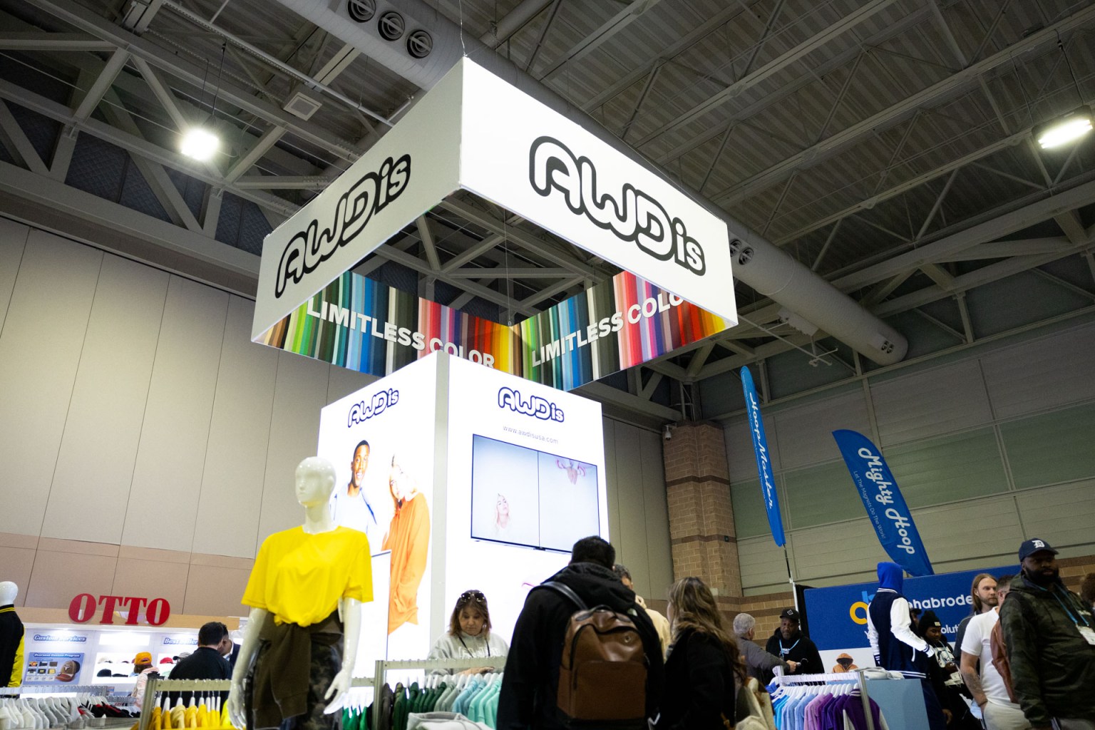 AWDis supplies top quality garments to decorators and embroiderers in the printwear and promotion markets.