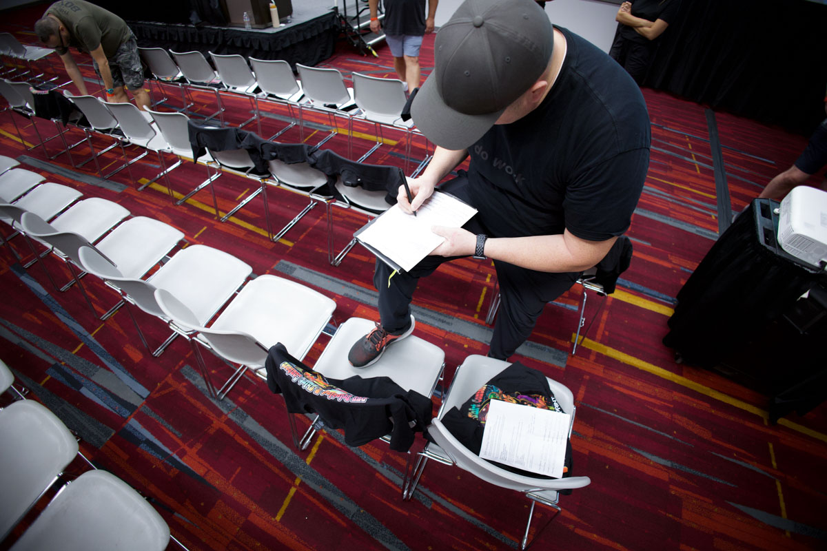 Our judges used the following criteria to make their decision: color accuracy, graininess, softness / feel, brightness of white, underbase alignment, and stretch.