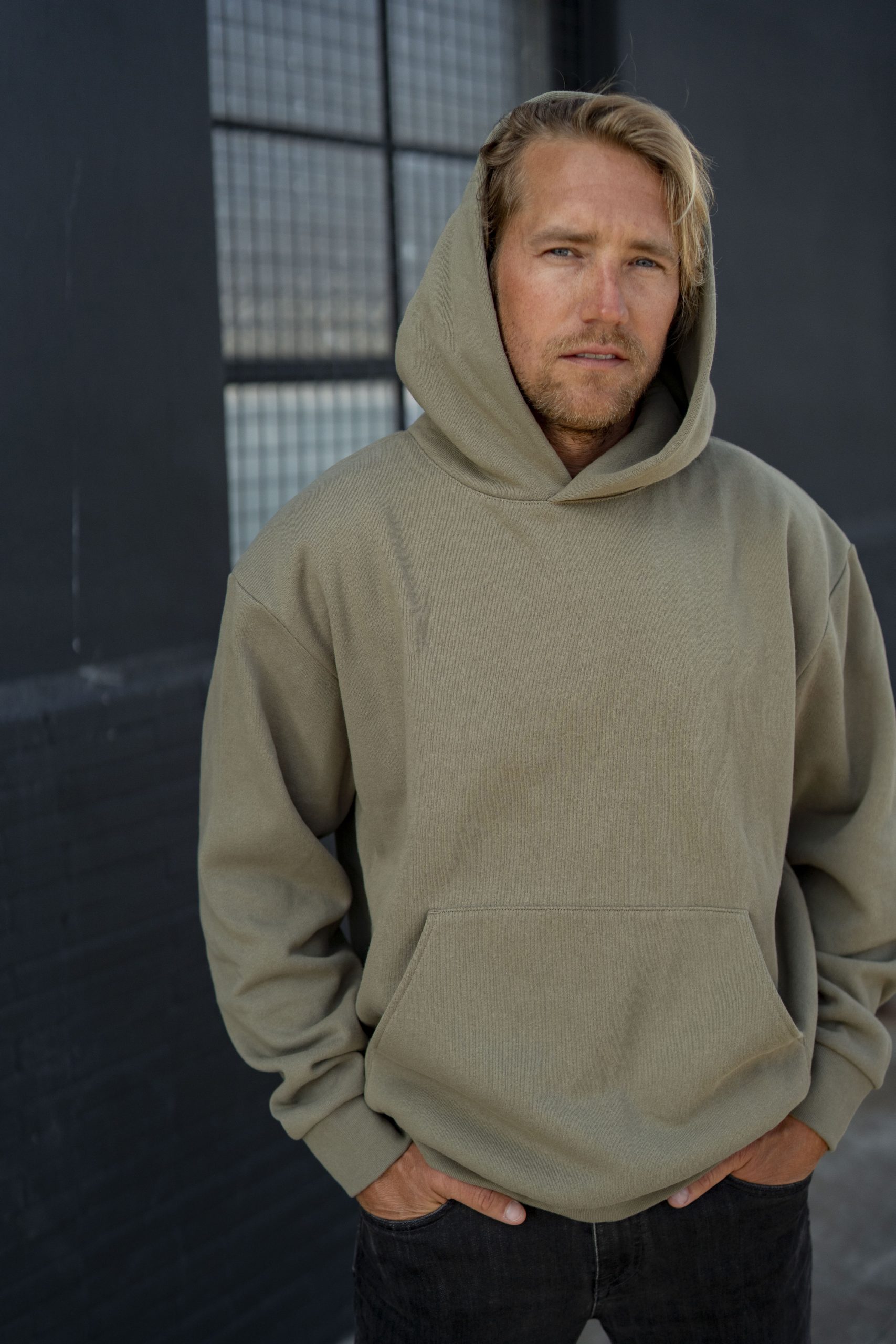 Independent Trading Co. IND420XD Mainstreet Heavyweight Pullover Hoodie