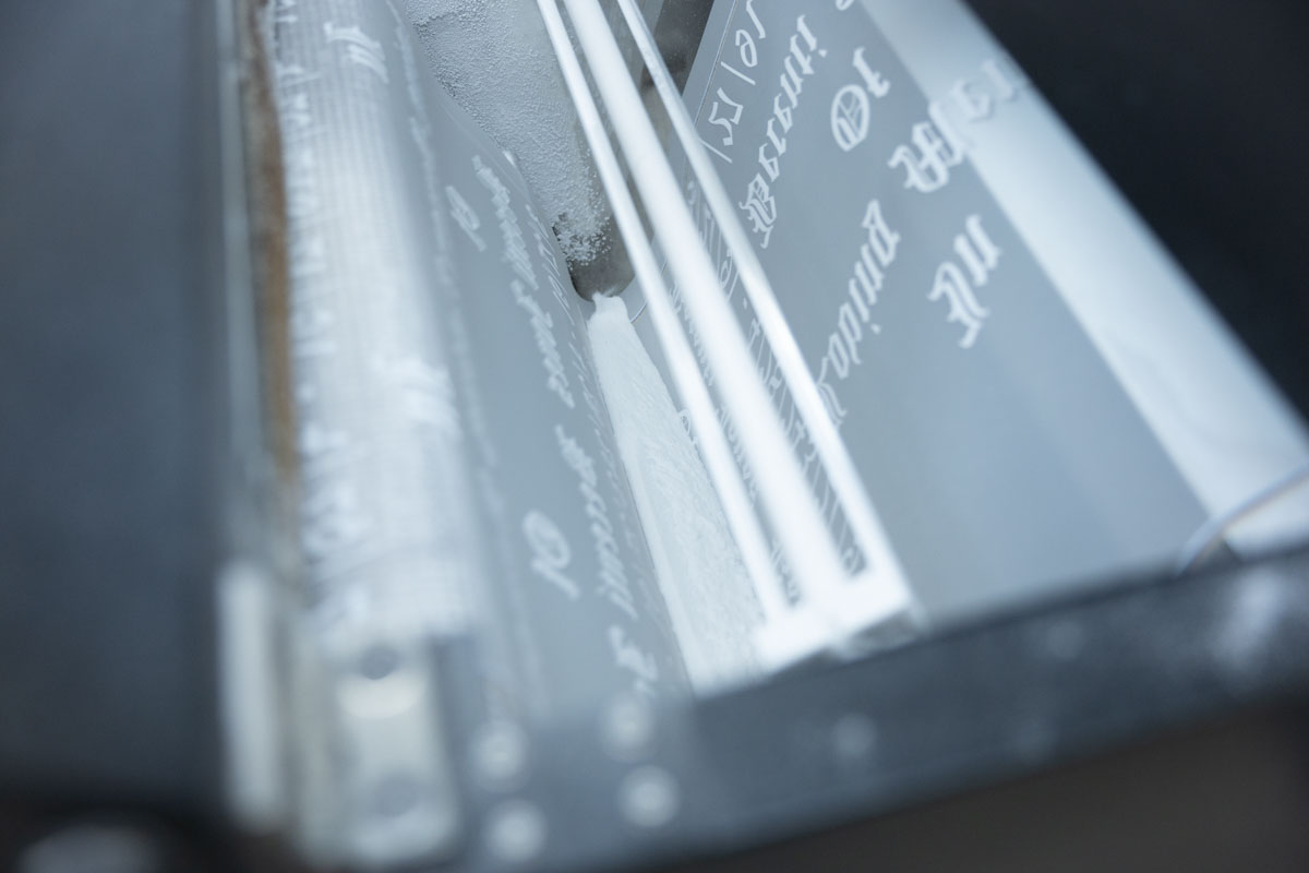 Powdering with Adhesive Powder 